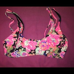 No boundaries swim top